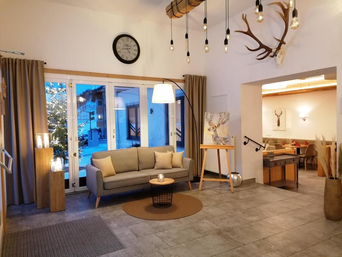 Forstauerwirt Hotel & Restaurant フォルスタウ エクステリア 写真