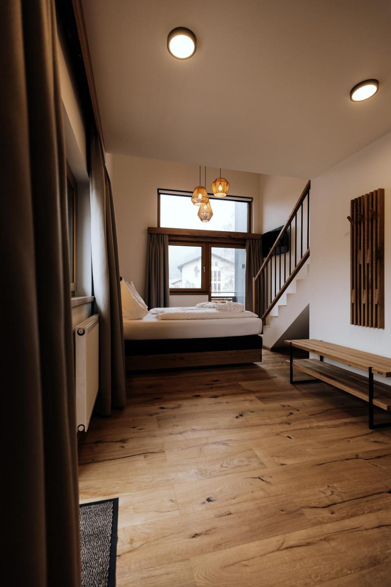 Forstauerwirt Hotel & Restaurant フォルスタウ エクステリア 写真